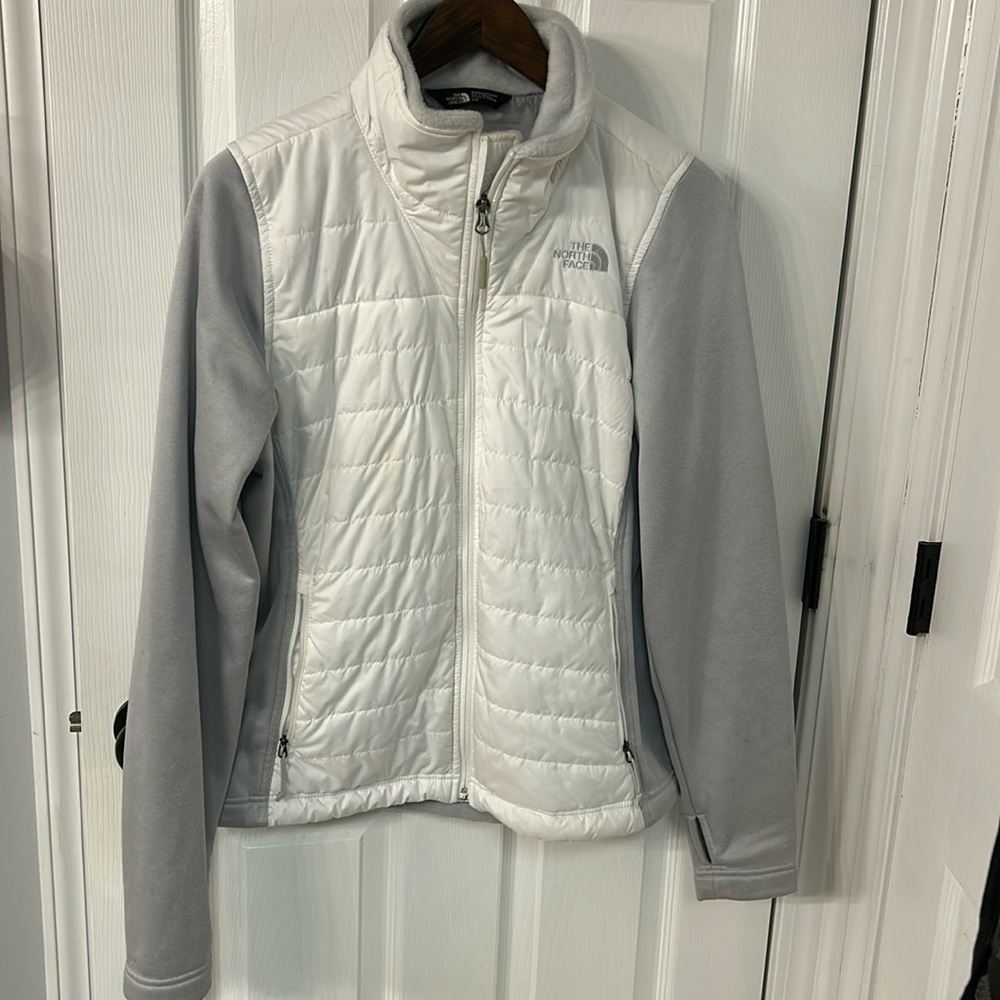 North Face Women’s zip up size L